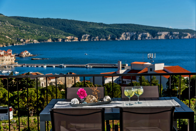 Holiday house on the island of Vis, Casa Katalina, Komiža Komiža
